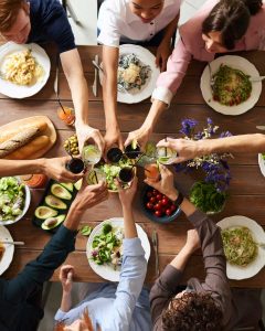 Lire la suite à propos de l’article Comment organiser des repas spéciaux pour nos réunions et événements internes ?